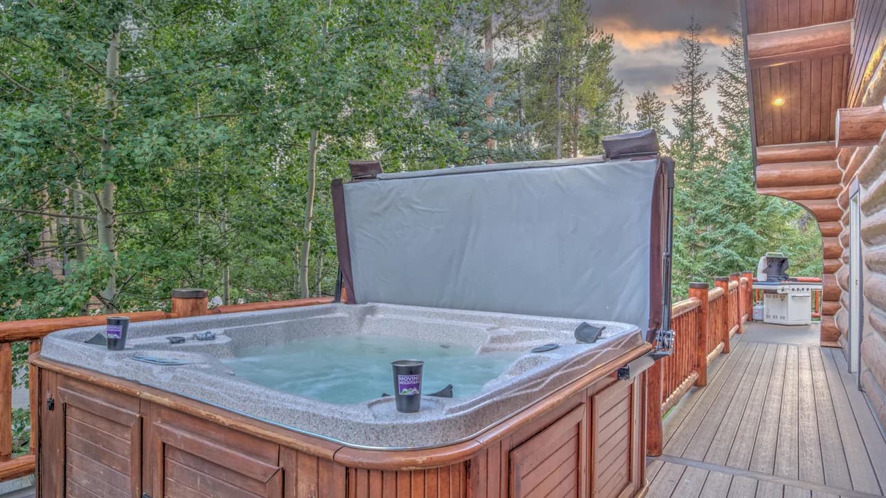 Spacious Mountain View Vacation Home in Breckenridge photo 2
