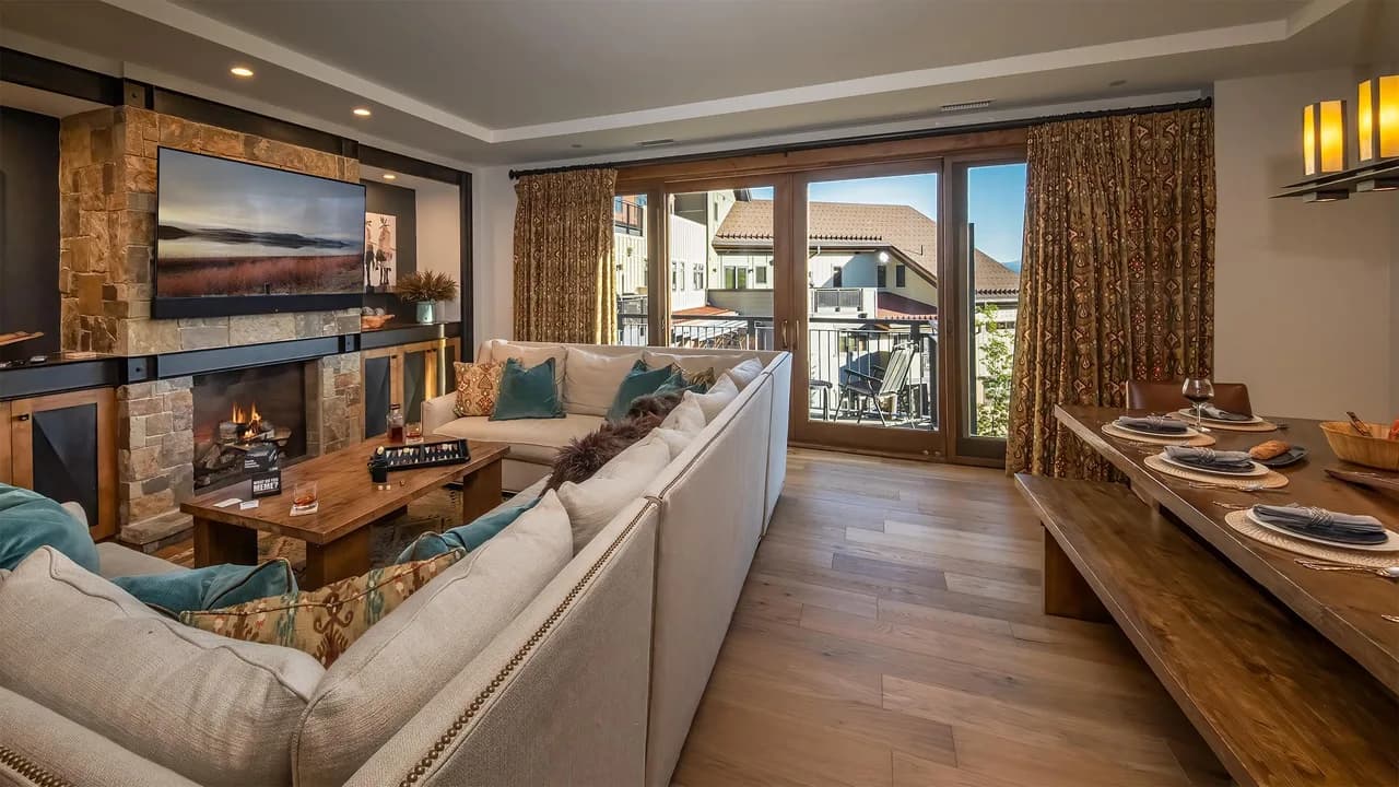 Ski-In Ski-Out Condominium in Steamboat Springs photo 3
