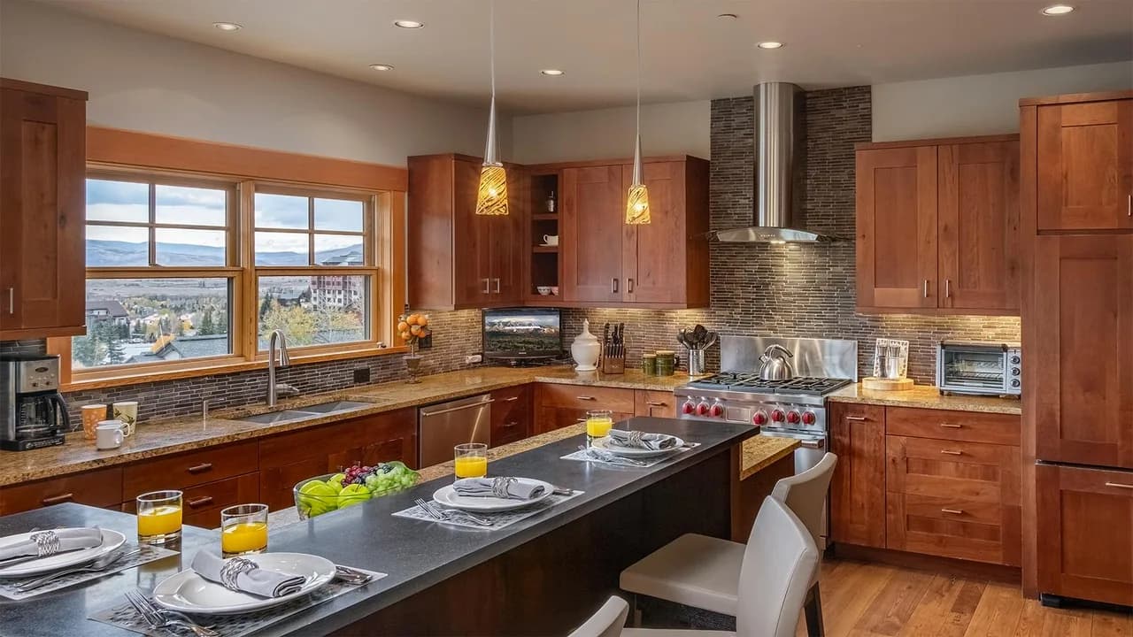 Ski-In Ski-Out Vacation Home in Steamboat Springs photo 3