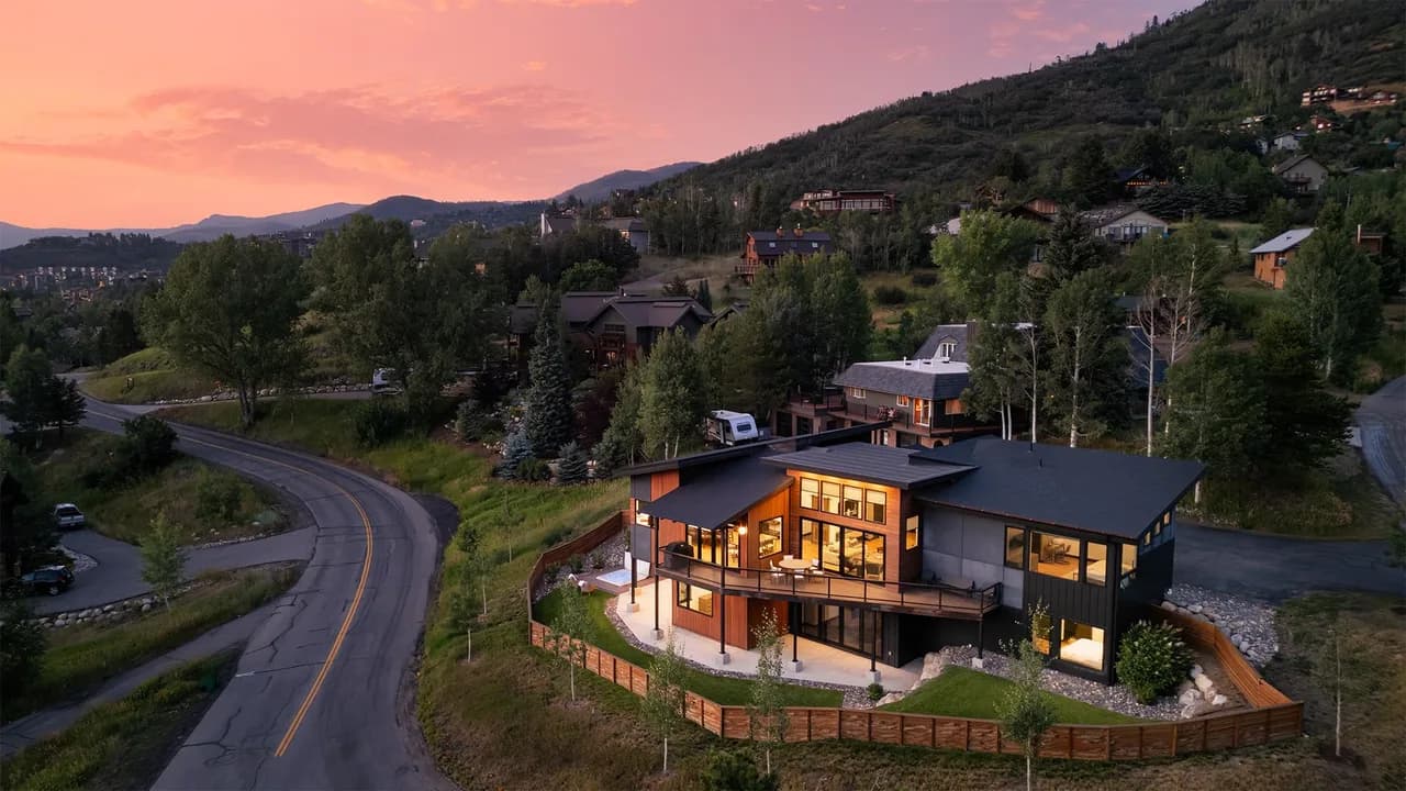 Mountain View Luxury Vacation Home in Steamboat Springs