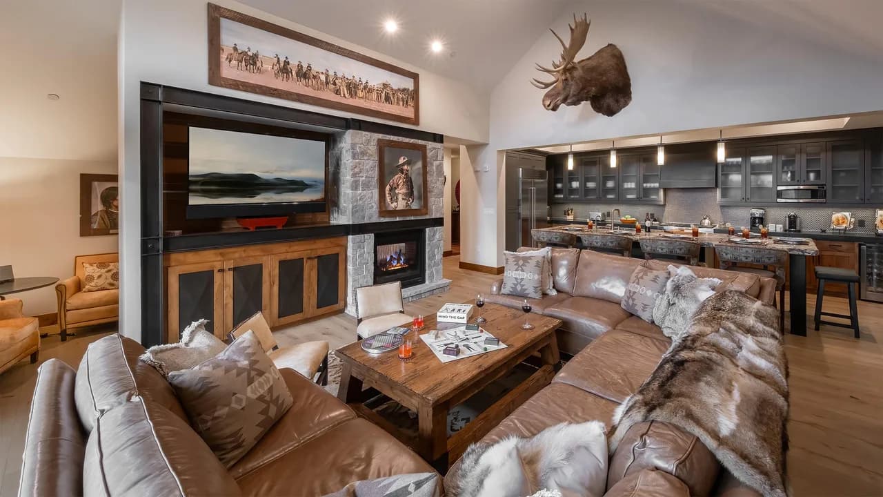 Ski-In Ski-Out Penthouse in Steamboat Springs photo 2
