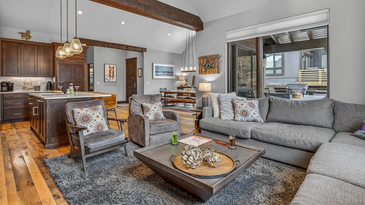 Riverfront Vacation Home in Breckenridge photo 4