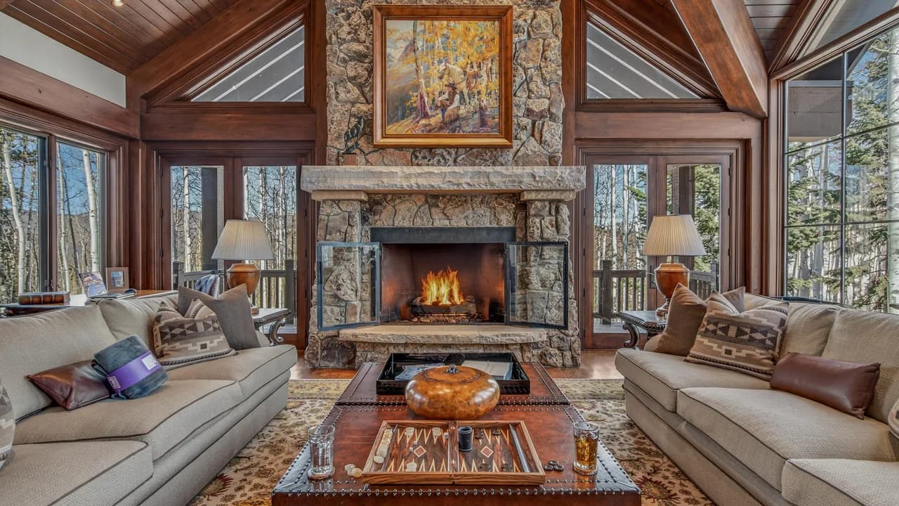 Spacious Vacation Home in Avon, Colorado