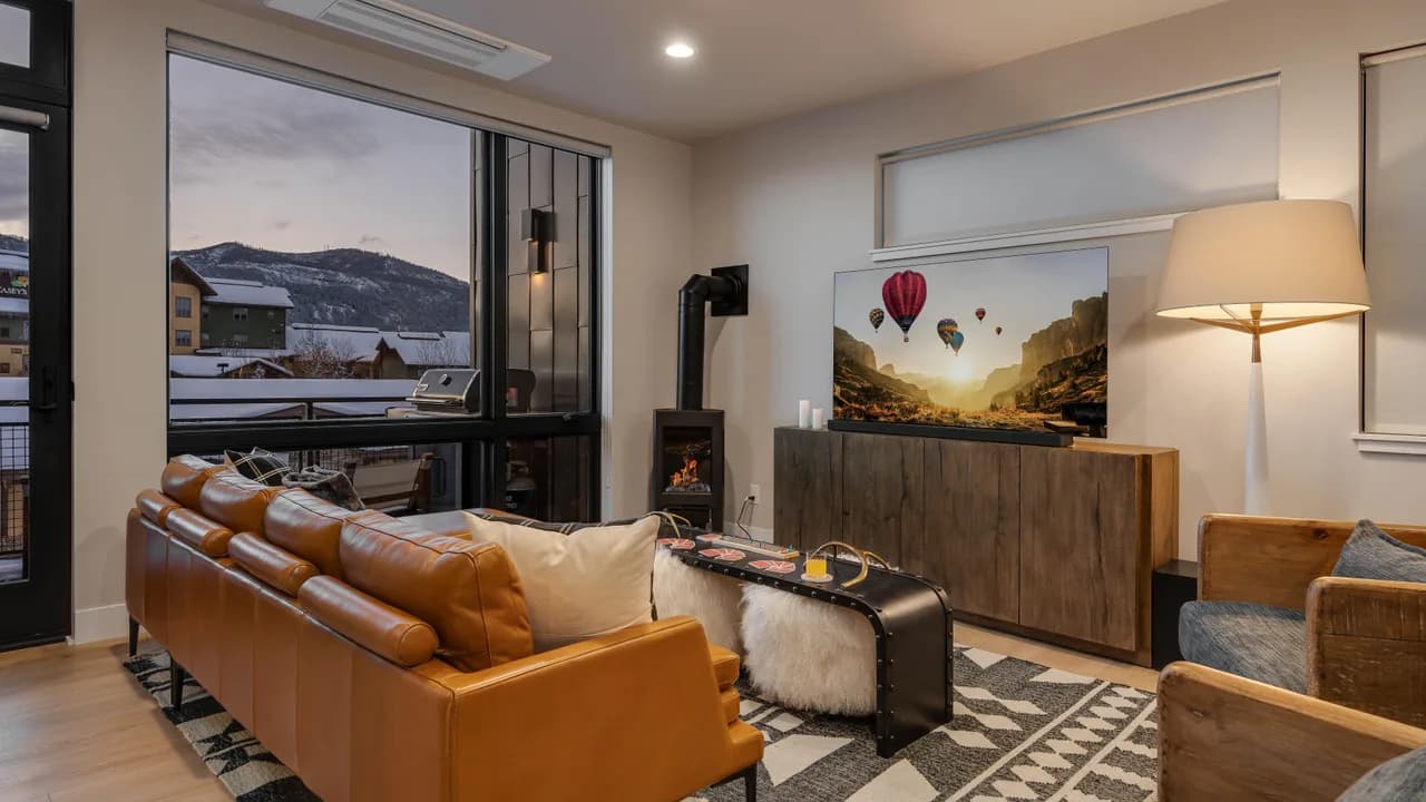 Charming Mountain View Vacation Home in Steamboat Springs photo 3