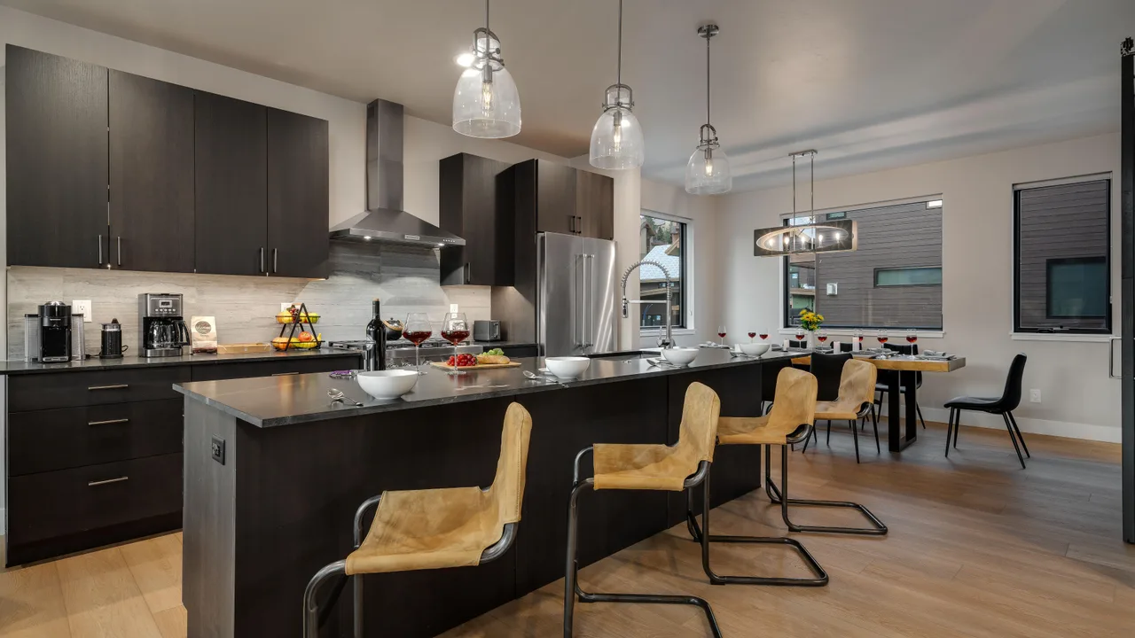 Charming Mountain View Vacation Home in Steamboat Springs photo 5
