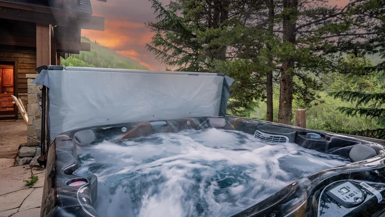 Ski-in Ski-out Luxury Home in Breckenridge photo 2