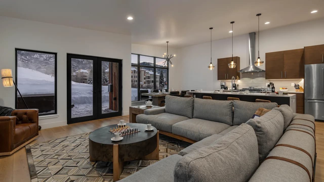 Ski-In-Ski-Out Vacation Home in Steamboat Springs photo 4