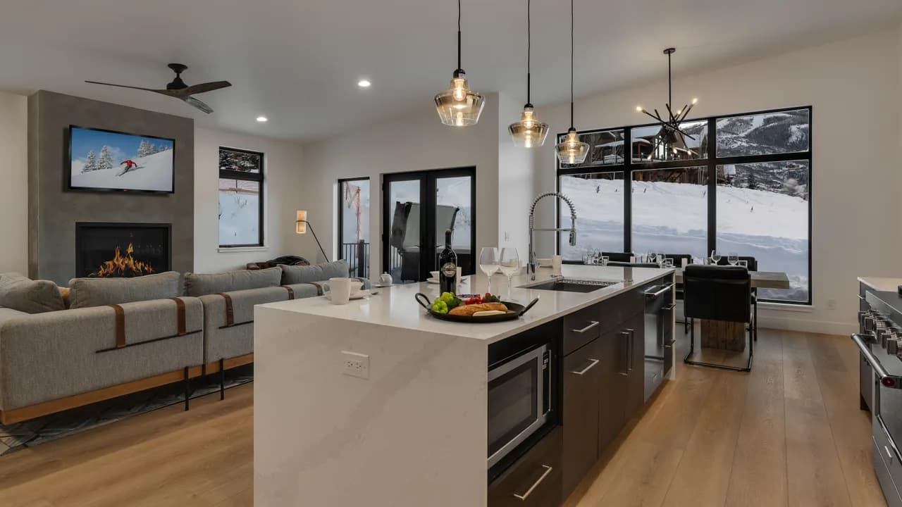 Ski-In-Ski-Out Vacation Home in Steamboat Springs photo 5