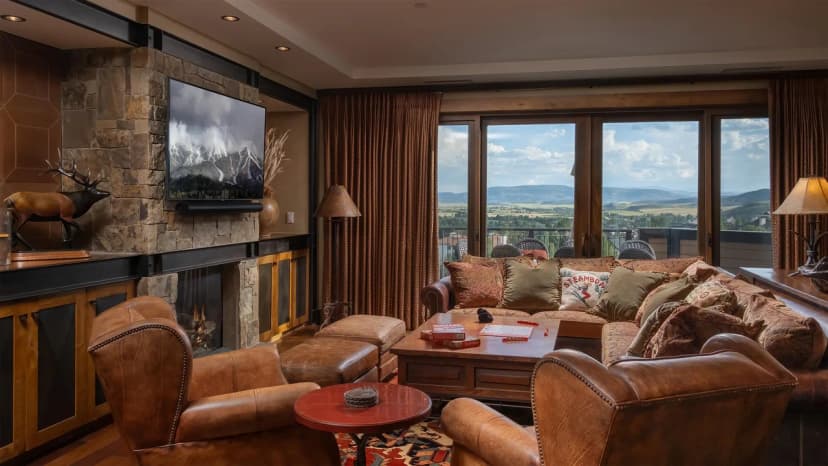 One Steamboat Place #601: Panorama Peak Penthouse