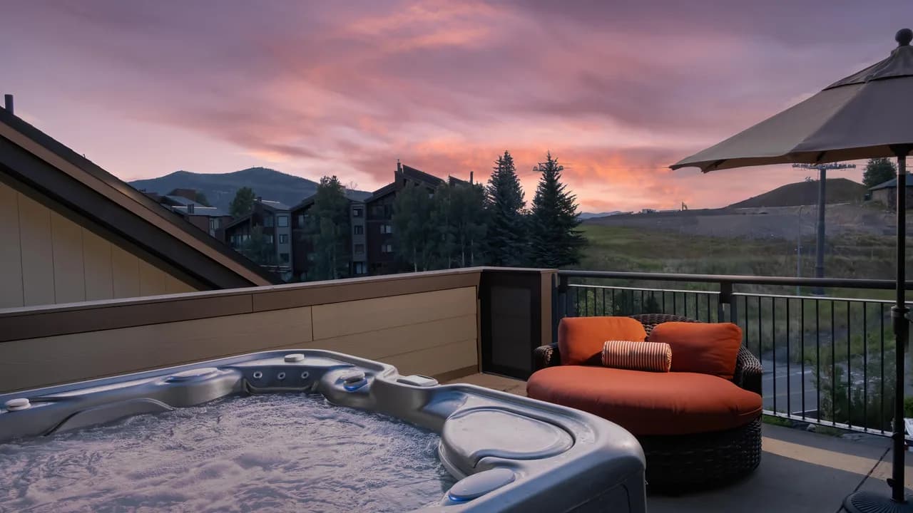 Panoramic View Penthouse in Steamboat Springs photo 3
