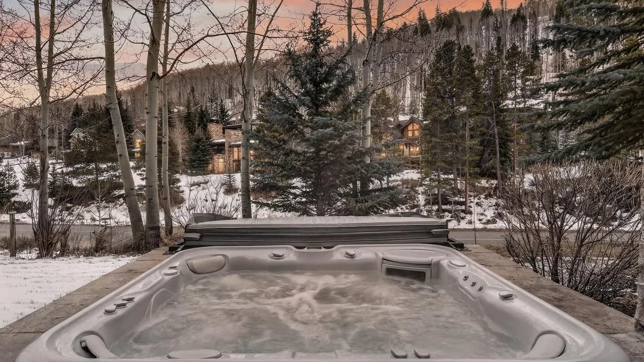 Chalet-Style Vacation Home in Vail, Colorado photo 3