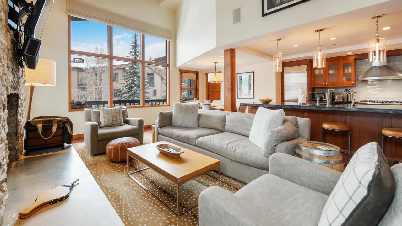 Mountain View Luxury Condominium in Vail photo 2