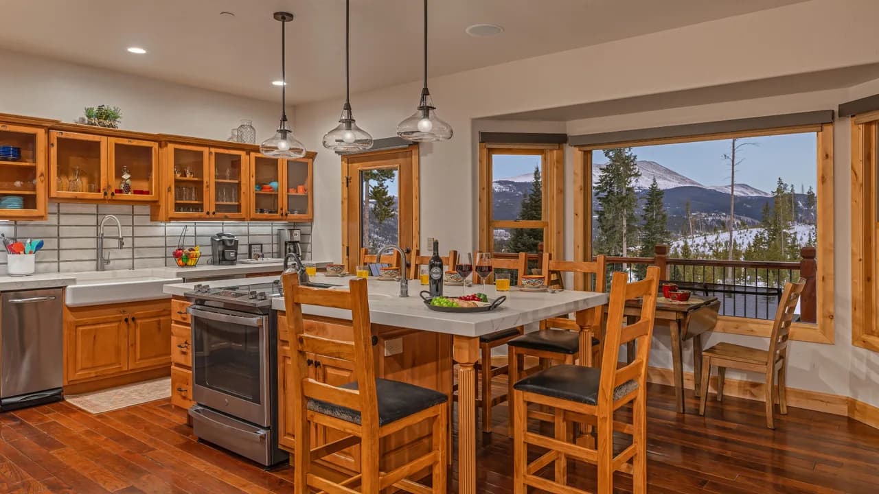 Mountain-View Vacation Home in Breckenridge photo 5