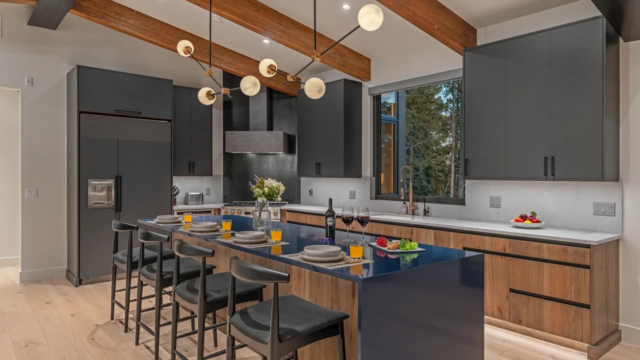 Mountain View Vacation Home in Blue River photo 5