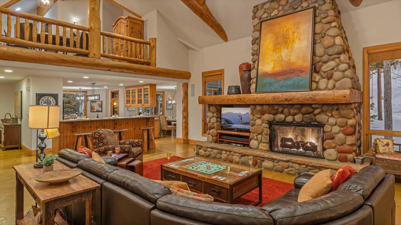 Charming Mountain Getaway Vacation Home in Breckenridge