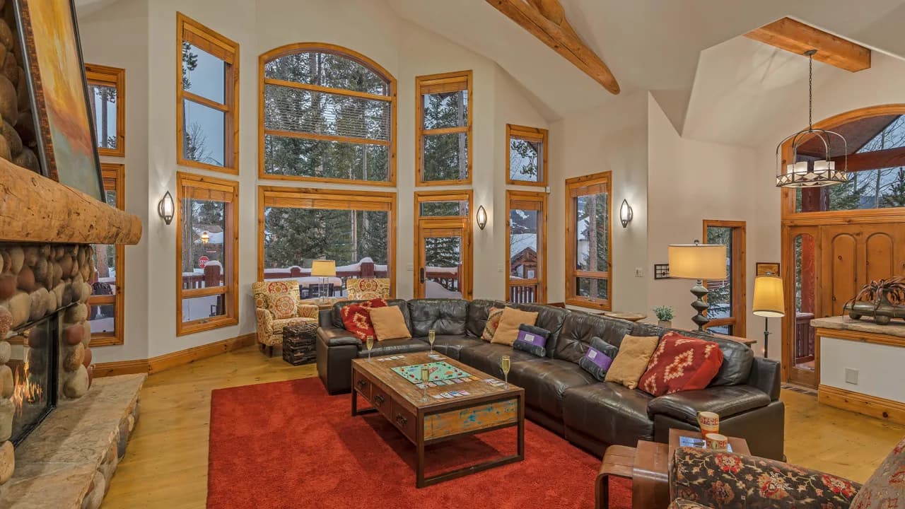 Charming Mountain Getaway Vacation Home in Breckenridge photo 2