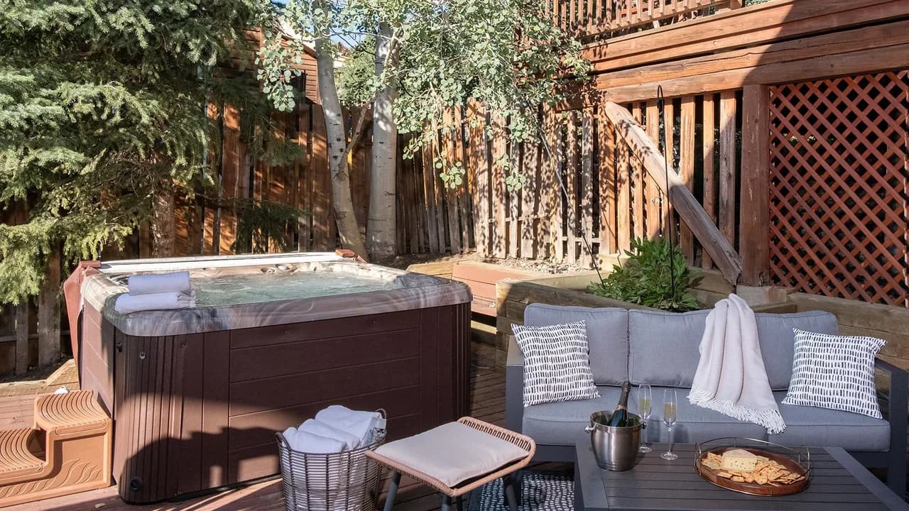 Scenic Mountainside Vacation Home in Steamboat Springs photo 2