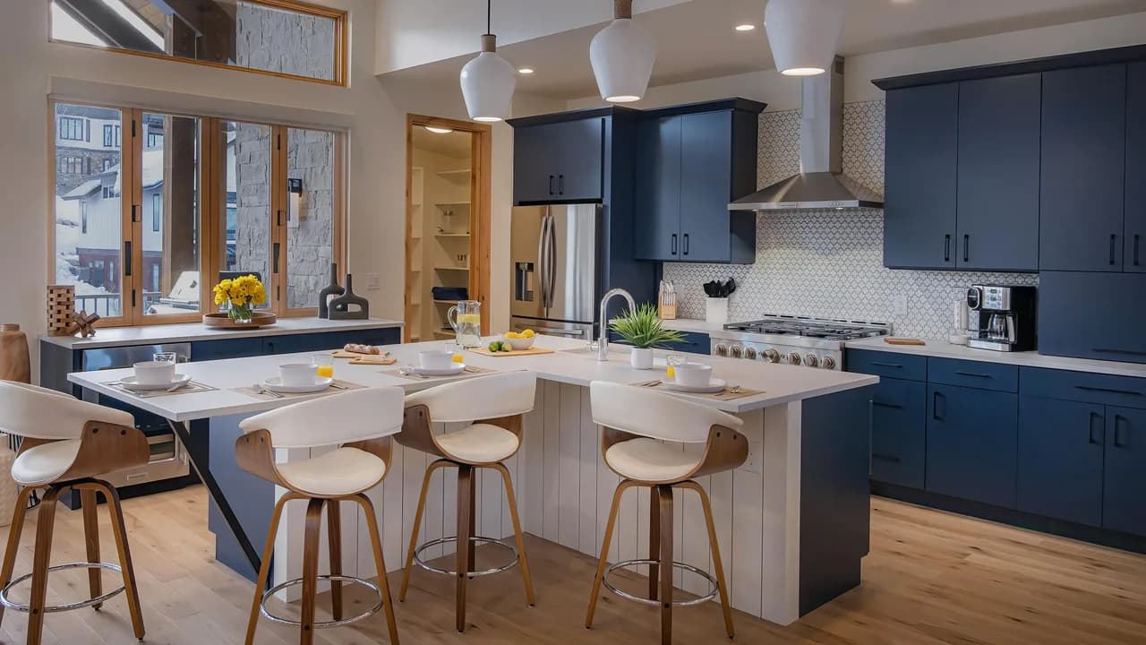 Spacious Vacation Home in Steamboat Springs, Colorado photo 4