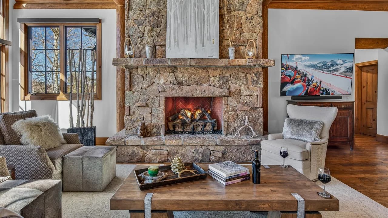 Spacious Vacation Home in Edwards, Colorado photo 2