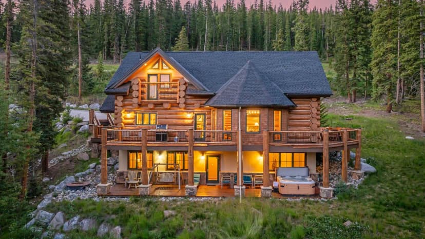 Paradise Meadow Lodge