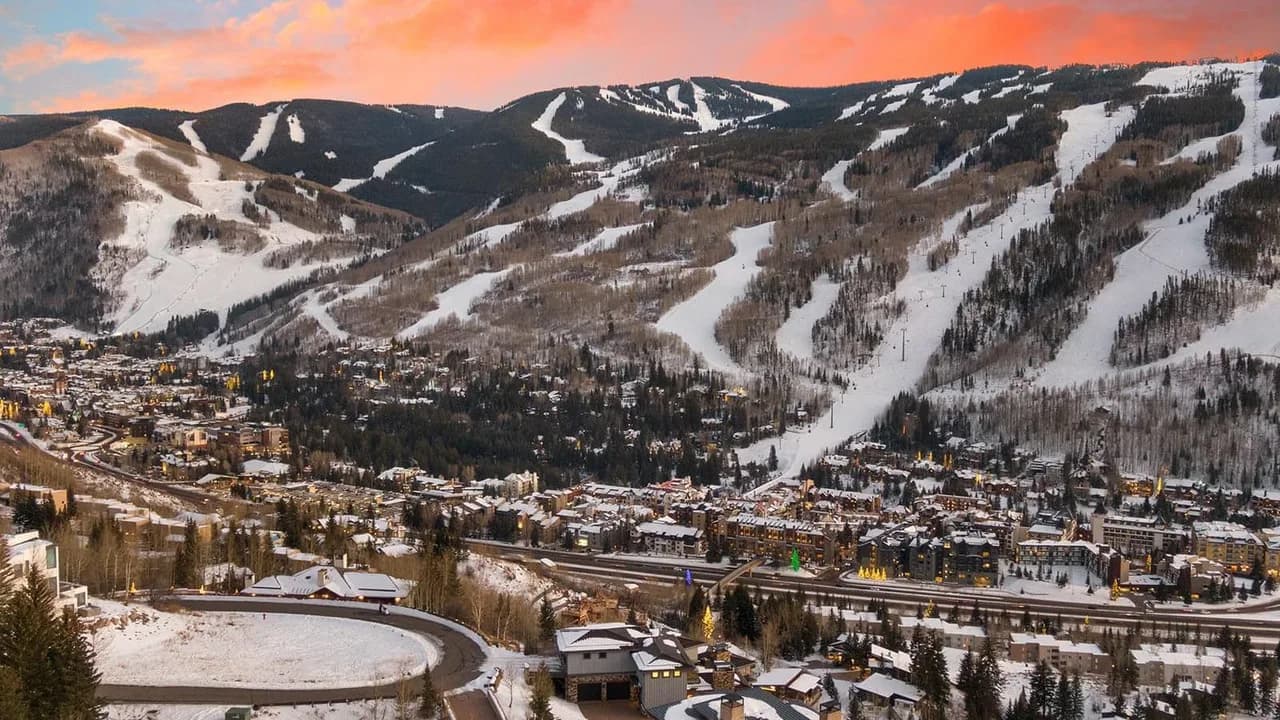Panoramic Mountain View Vacation Home in Vail photo 3