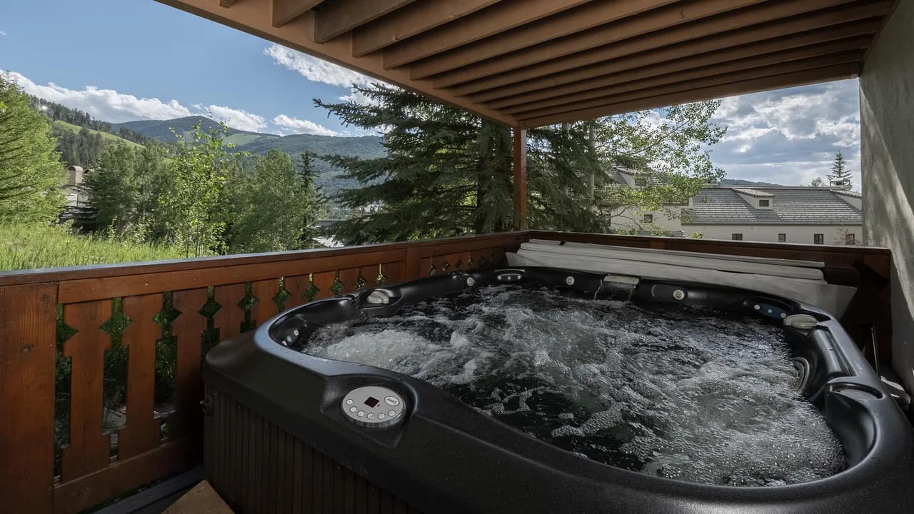Secluded Vacation Home in Avon Colorado photo 3