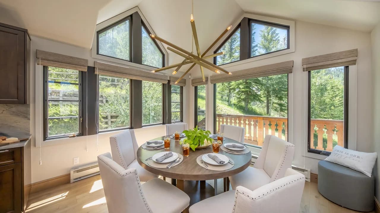 Secluded Vacation Home in Avon Colorado photo 4