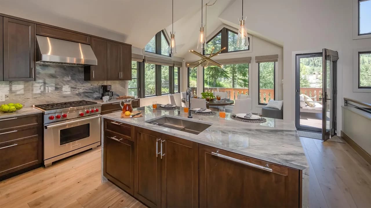 Secluded Vacation Home in Avon Colorado photo 5