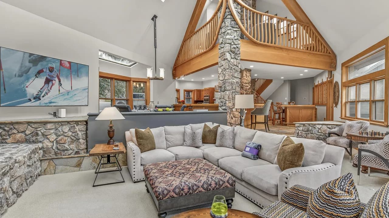 Ski-In/Ski-Out Vacation Home in Beaver Creek photo 3