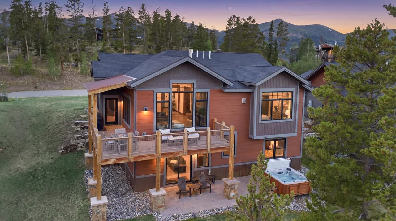 Ski-In Luxury Chalet in Breckenridge Colorado