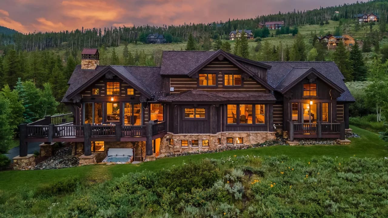 Ski Lodge Vacation Home in Breckenridge
