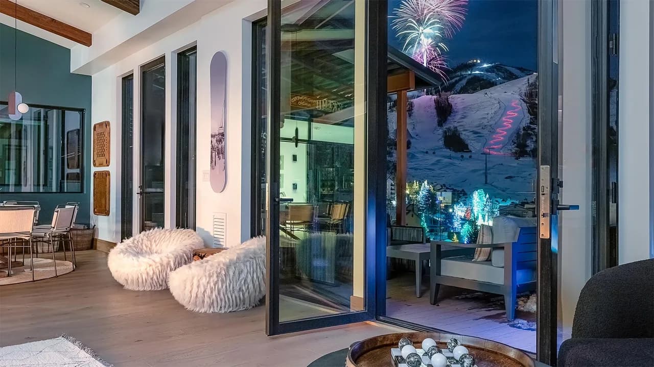 Spacious Retreat with Hot Tub in Steamboat Springs photo 5