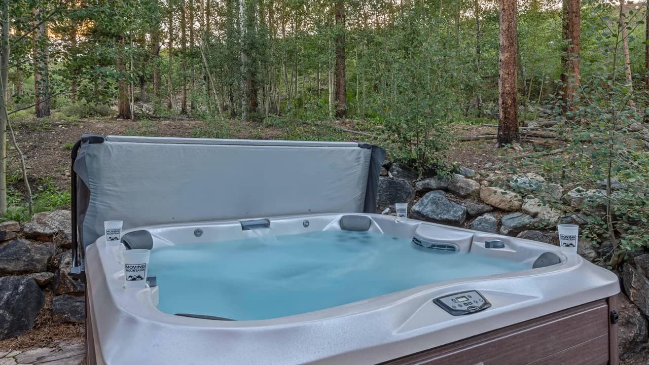 Secluded Mountain Lodge in Breckenridge Colorado photo 3