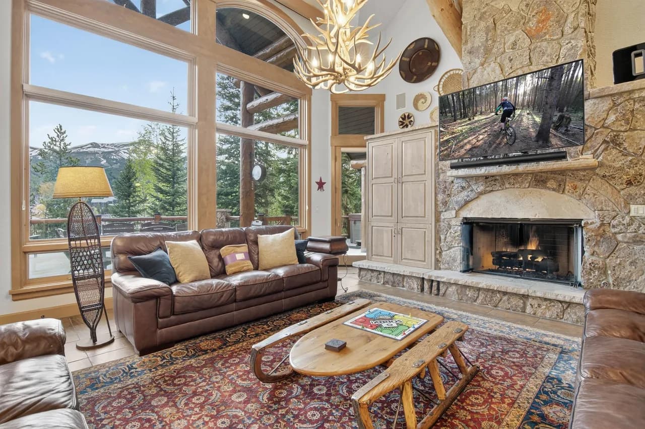 Charming Cabin with Scenic Views in Breckenridge photo 3