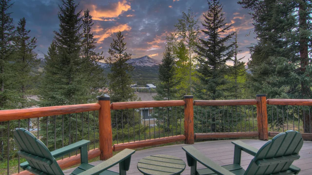 Charming Cabin with Scenic Views in Breckenridge photo 4