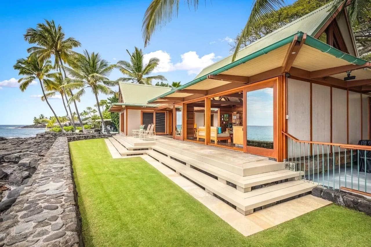 Oceanfront Vacation Home in Kailua Kona Hawaii photo 3