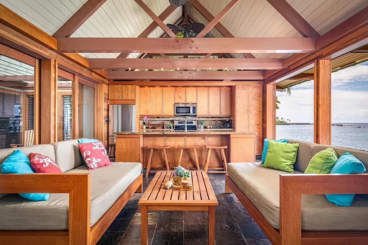 Oceanfront Vacation Home in Kailua Kona Hawaii photo 5
