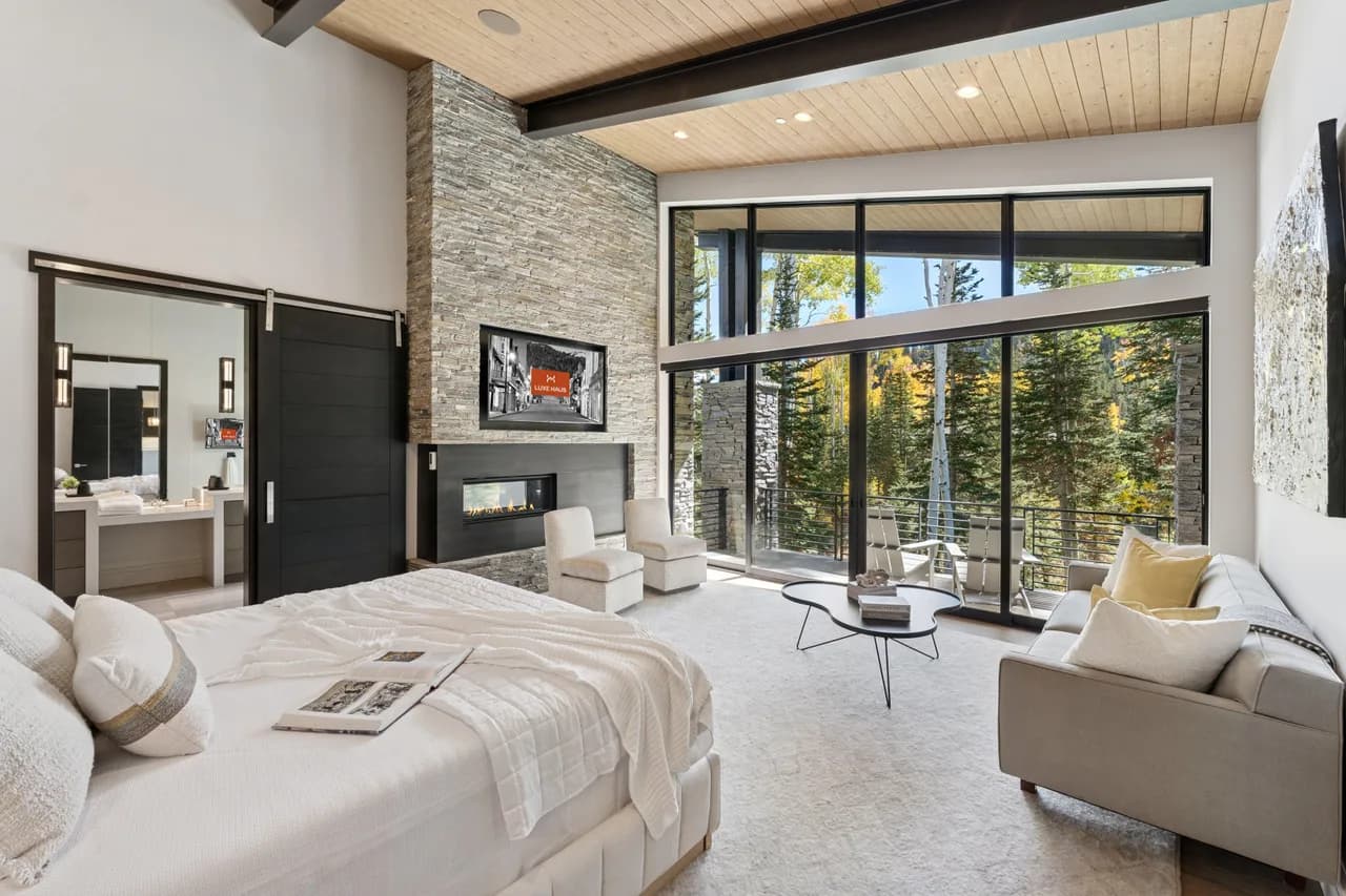 Spacious Vacation Home in Salt Lake City Utah photo 4