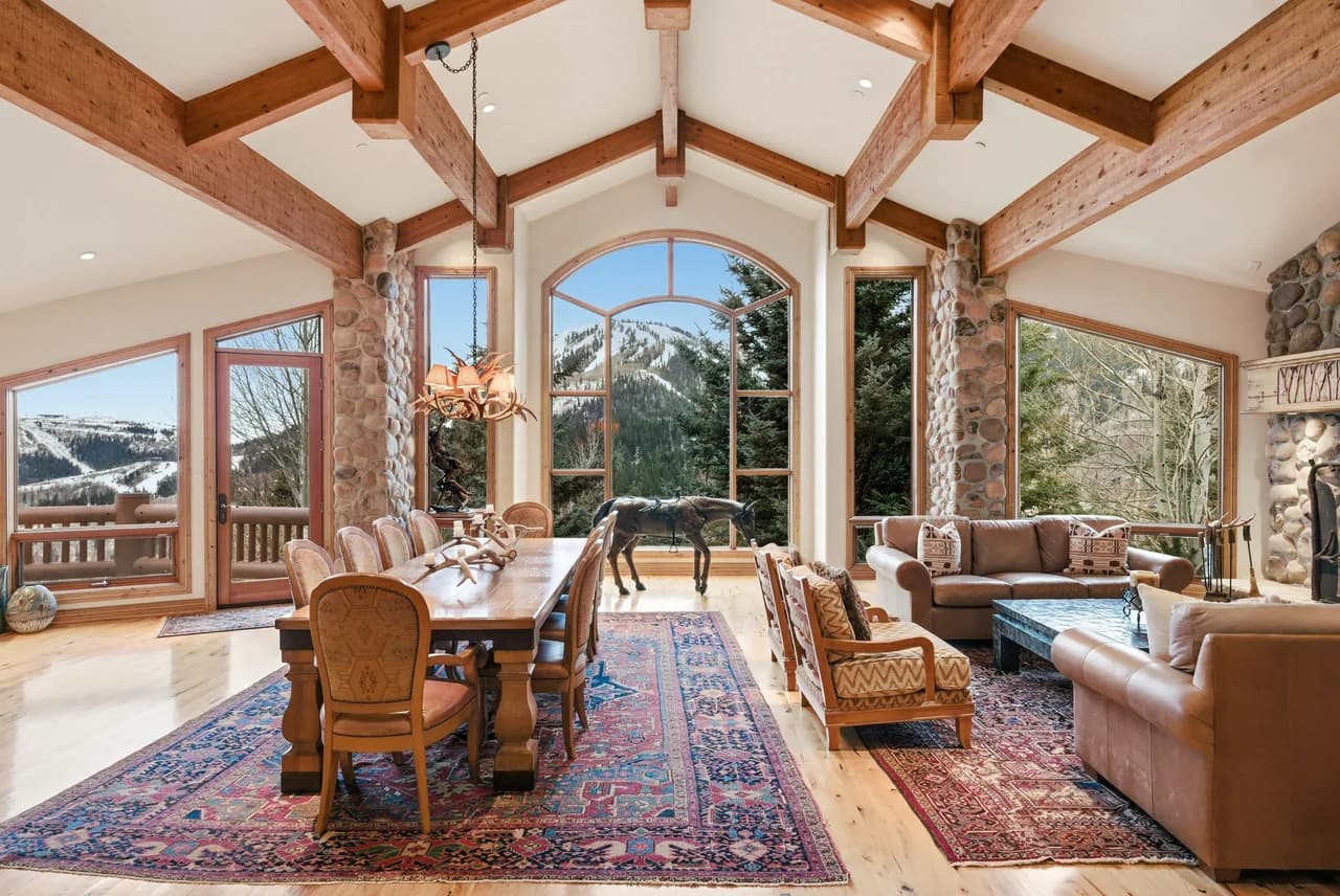 Panoramic Summit View Chalet in Mayflower Lakeside photo 3
