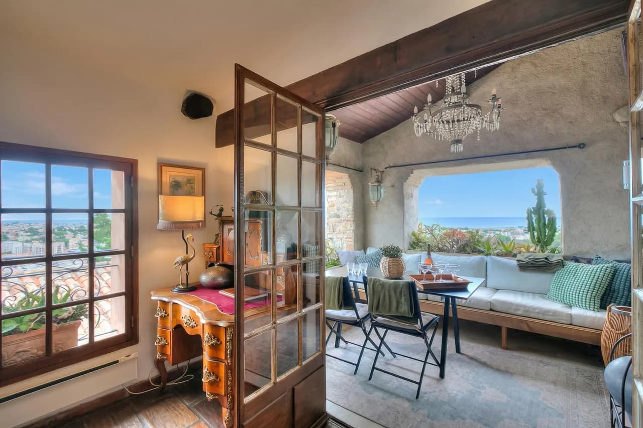Charming Vacation Home in Provence Alpes Cote Dazur