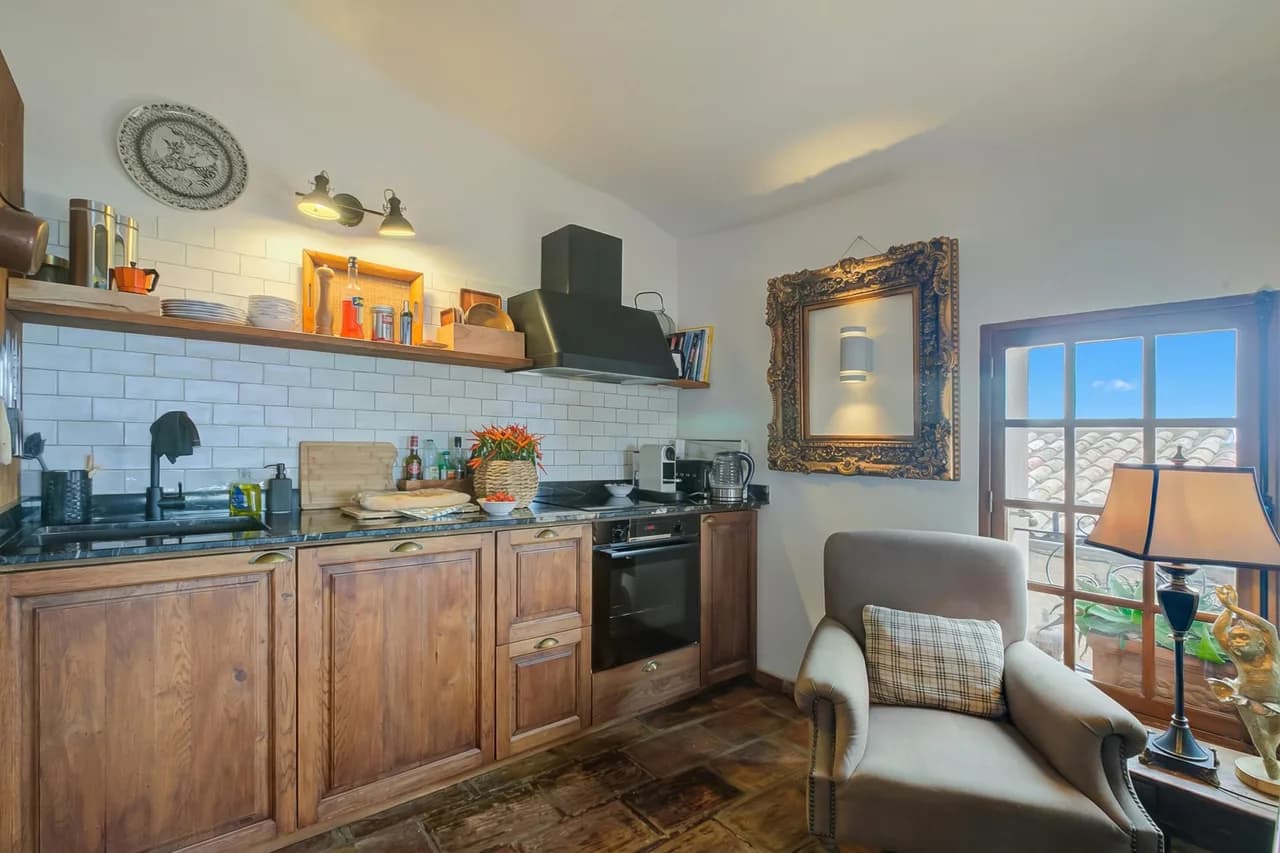 Charming Vacation Home in Provence Alpes Cote Dazur photo 4