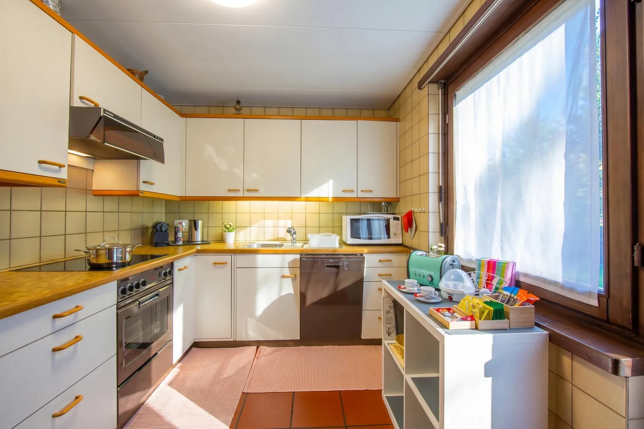 Scenic Balcony Apartment in Ticino photo 4