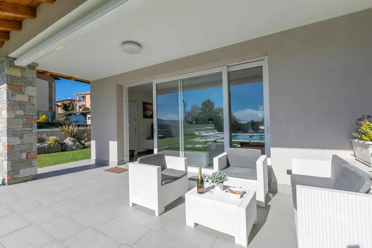 Lake View Villa in Besozzo, Lombardy, Italy photo 5
