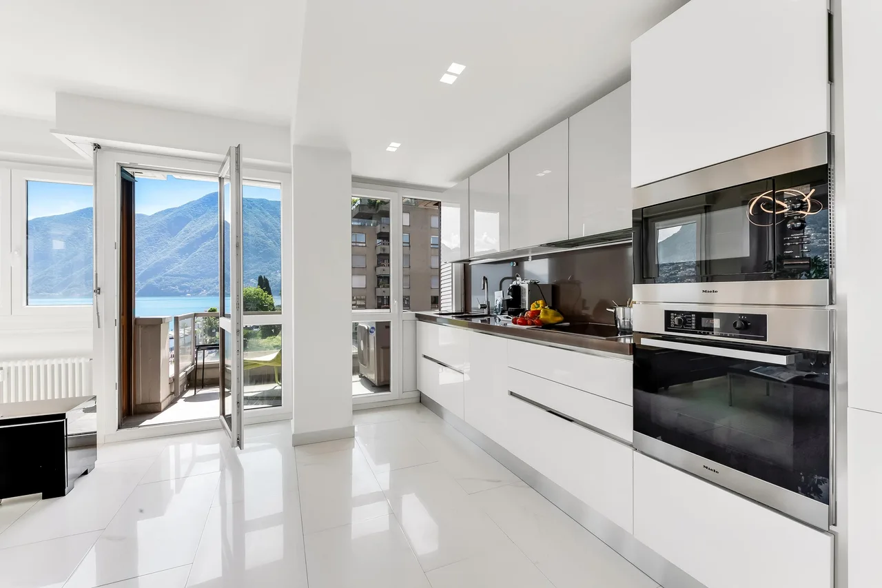Lake View Apartment in Ticino photo 5