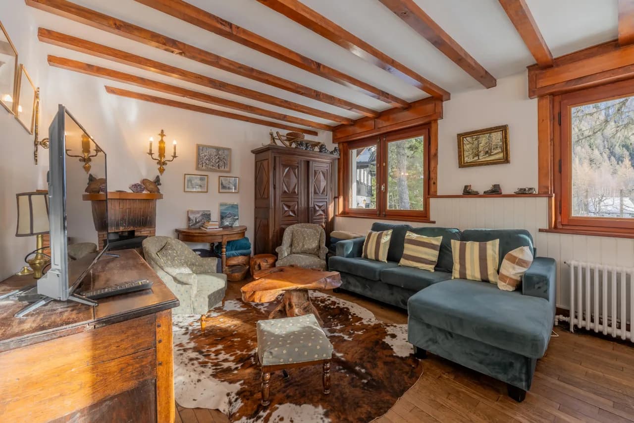 Cozy Family Chalet with Garden in Le Tour, Argentière