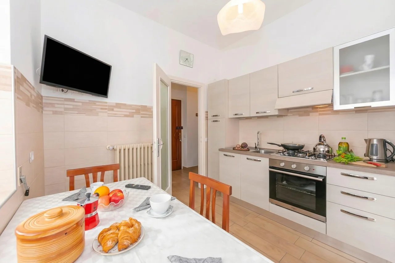 Residenza La Terrazza di Dante: 2BR Apartment with Sunny Terrace photo 5