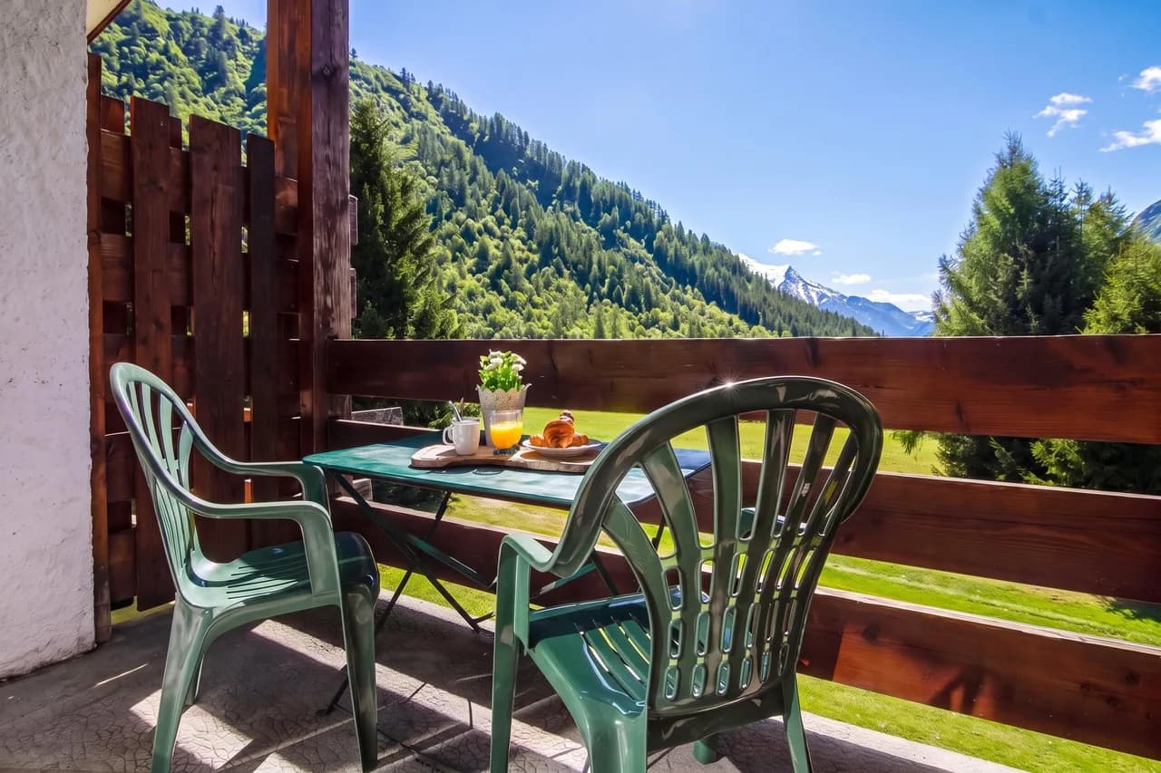 Ski-In/Ski-Out Chalet in Le Tour Argentière