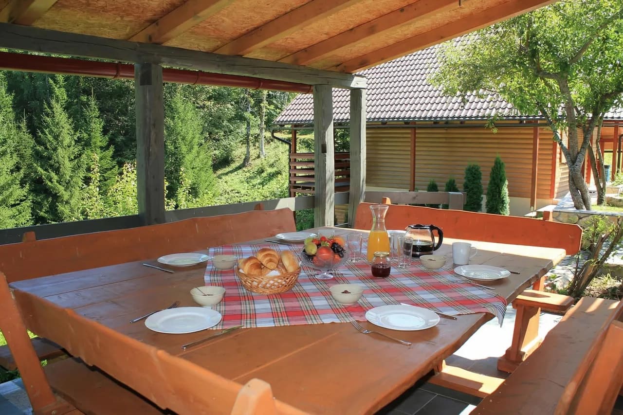 Private Heated Pool Vacation Home in Zavrh photo 3