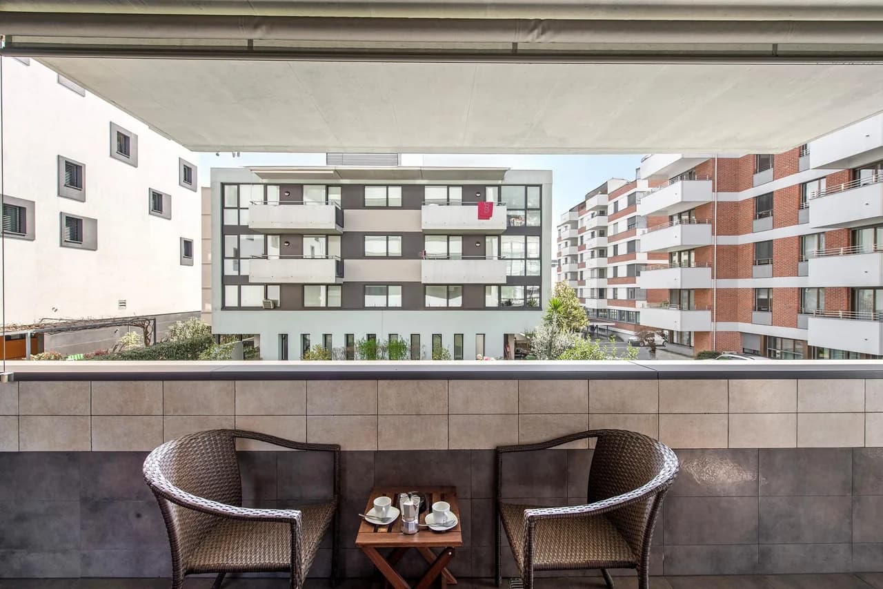 Balcony Apartment in Locarno, Ticino photo 2