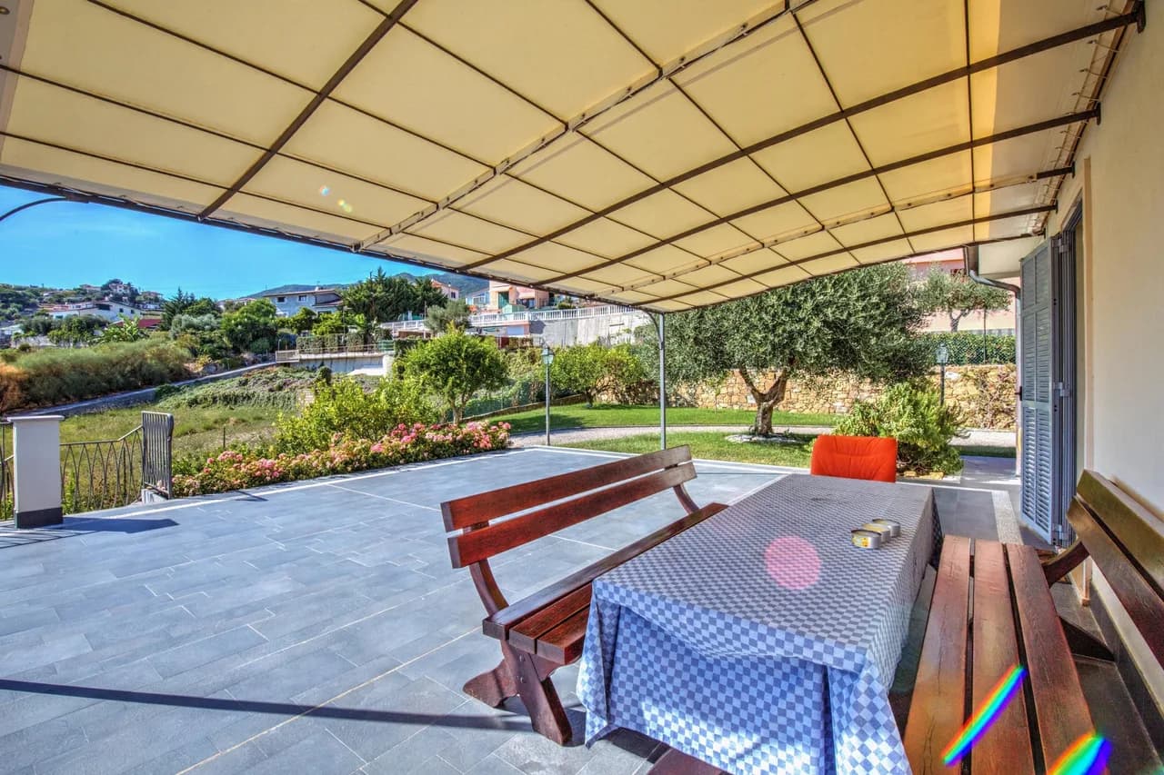 Sea-View Villa in Sanremo, Riviera dei Fiori, Italy photo 3